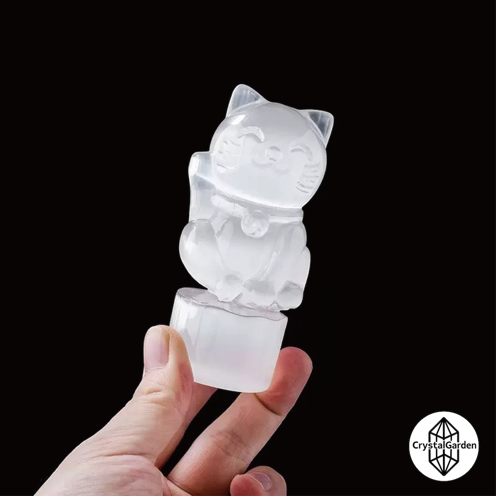 Selenite Carving Family - Image 3